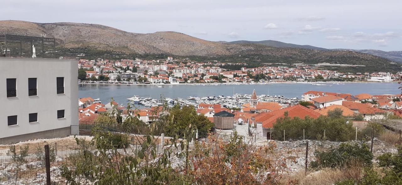 Apartman Mikola With Sea View Trogir Exterior photo